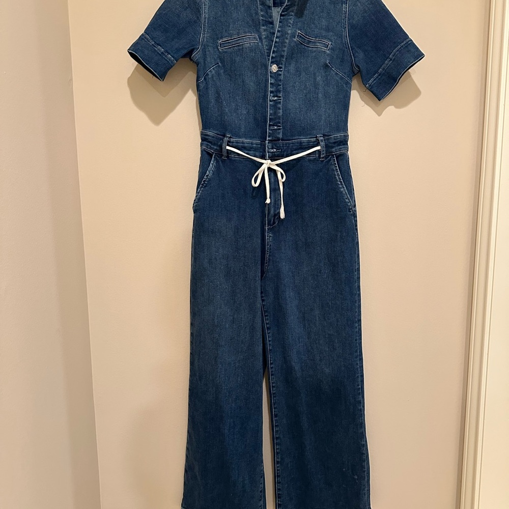Paige Carly jumpsuit. Short sleeves. Dark denim. Size 6.